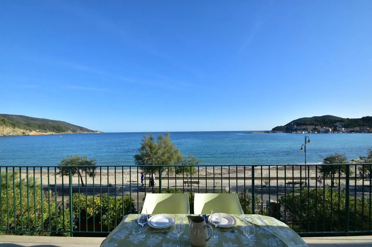 מרינה די קמפו Appartamenti Montecristo - Fronte Mare In Posizione Unica 0*, מרינה די קמפו
