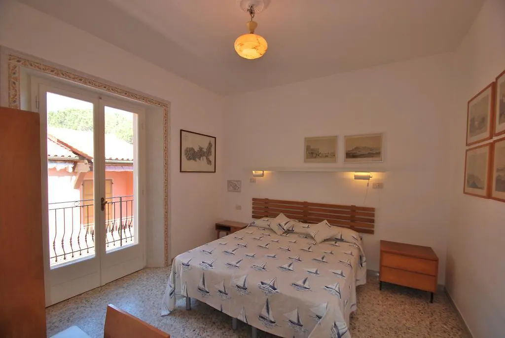 מרינה די קמפו Appartamenti Montecristo - Fronte Mare In Posizione Unica 0*, מרינה די קמפו איטליה