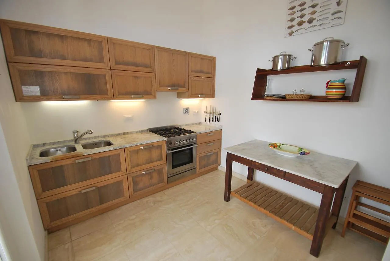 דירה מרינה די קמפו Appartamenti Montecristo - Fronte Mare In Posizione Unica